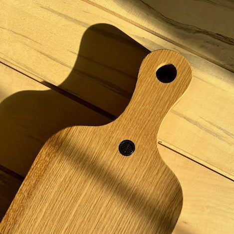 Thick Charcuterie Board Bottle Shape White Oak Detail