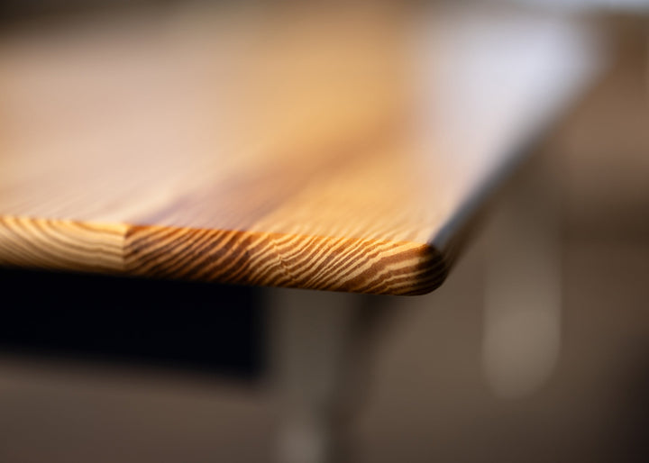 Traditional Pine Farm table with Turned Legs Edge Detail