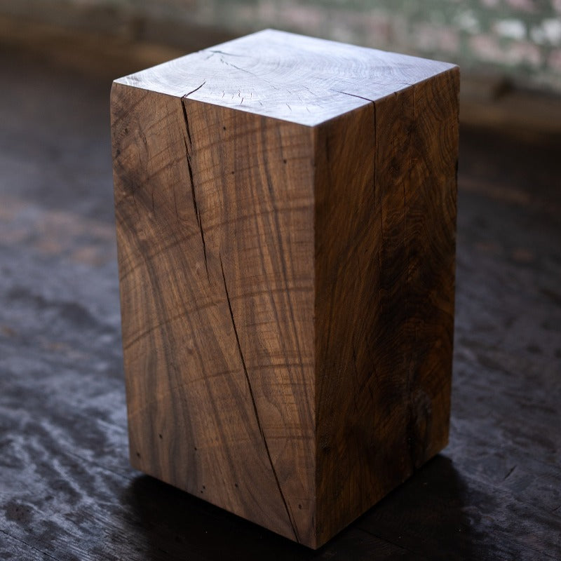 Hyo Table Walnut | Walnut Wood Cube Side Table edge