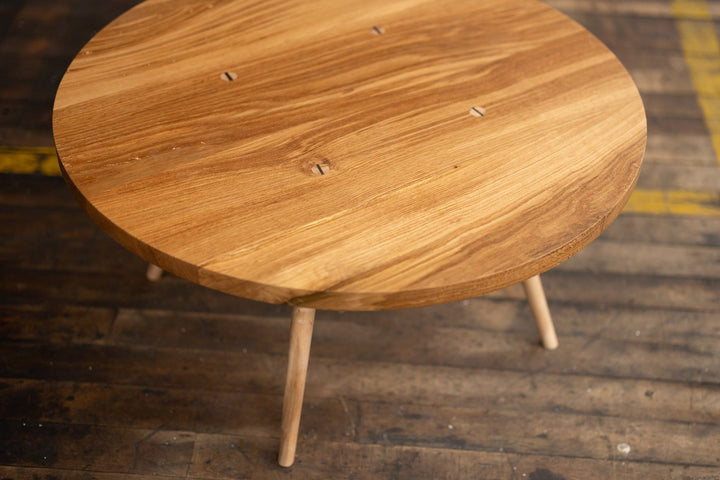 Round Mid Century Modern Wood Coffee Table with Turned Legs Top