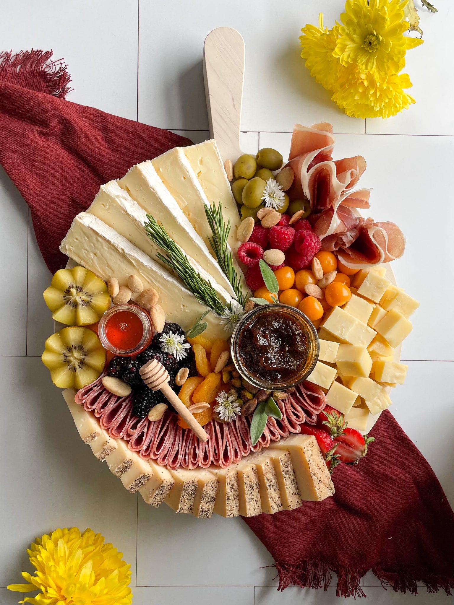 How to Create a Charcuterie Board for Thanksgiving Dinner and Holidays