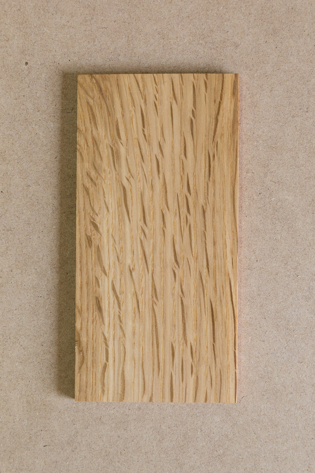 White Oak vs. Red Oak: Which Hardwood Is Best for Your Custom Furniture?