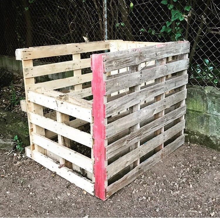 How to Build a Pallet Compost Pile | Alabama Sawyer