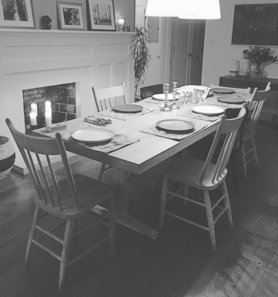 How to Choose the Right Size Dining Table - Alabama Sawyer