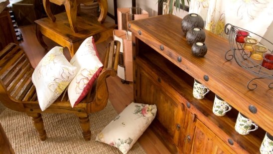 How to Liven Up Your Living Room with Beautiful Wood Furniture | Alabama Sawyer