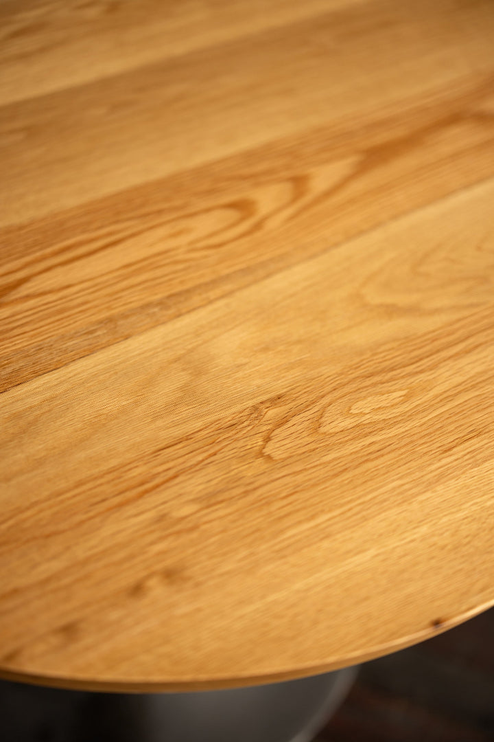 White Oak Round Dining Table With Cast Iron Base Grain