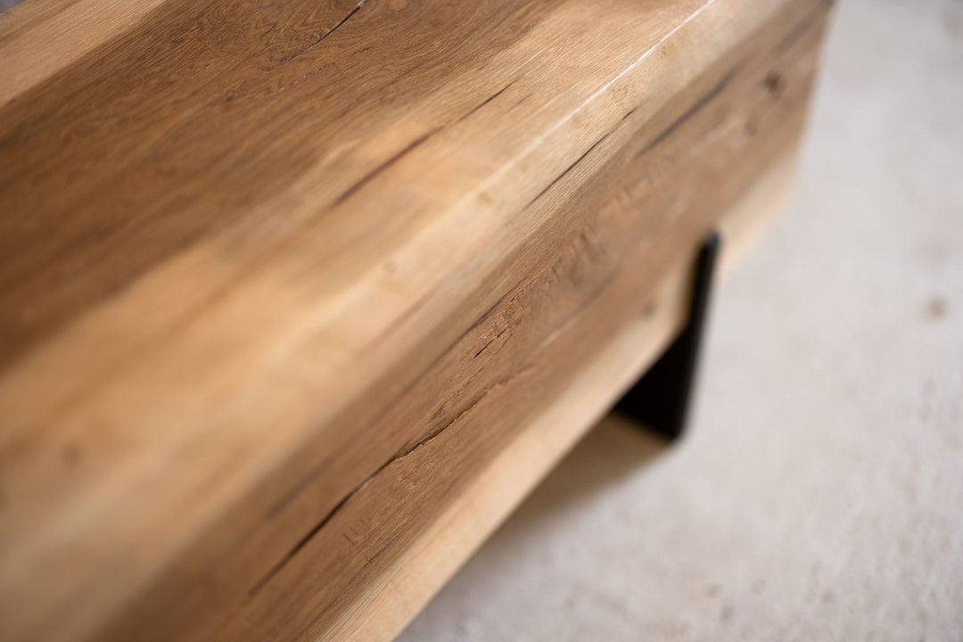Hickory Wood Knife Beam Bench | Reclaimed Solid Wood Bench Wood Grain