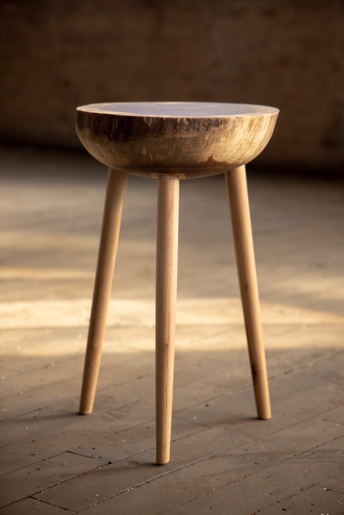 Live Edge Round Side Table | Fossil Table – Alabama Sawyer